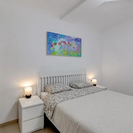 Two Bedroom Near The Ocean Apartment Playa de las Americas (Tenerife)