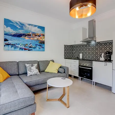 Two Bedroom Near The Ocean Playa de las Americas (Tenerife)