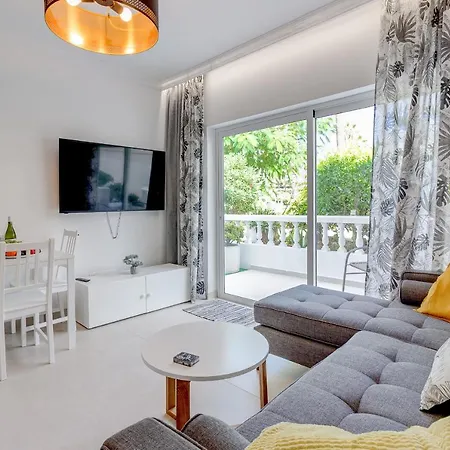 Appartement Two Bedroom Near The Ocean